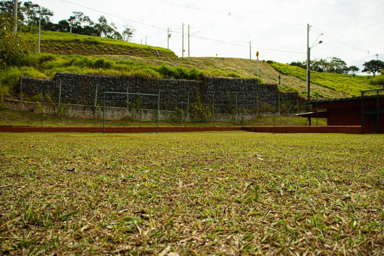Pousada Vale Dos Jacus Guararema Eksteriør billede